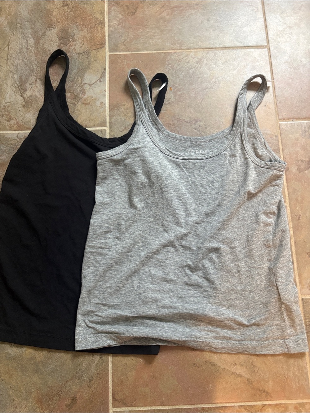 J CREW EVERYDAY TANKS- size XS